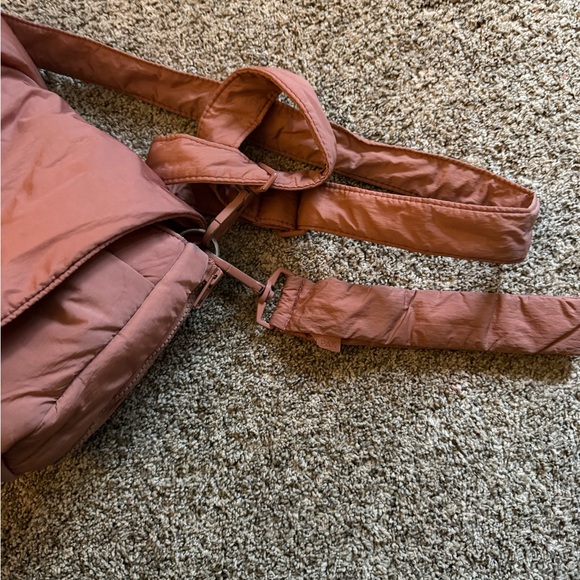 Calpak Dusty Rose Quilted Baby Bag - Picture 5 of 10